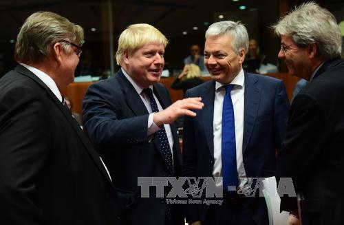 EU billigt Fahrplan zur Verstärkung der Sicherheit und Verteidigung